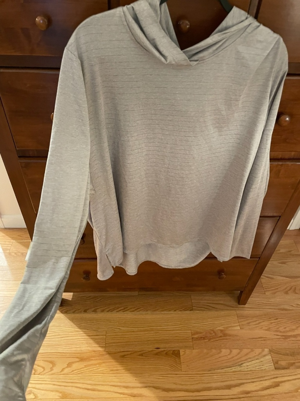 Reebok Long Sleeve, Lightweight Top, Women's Size XXL
